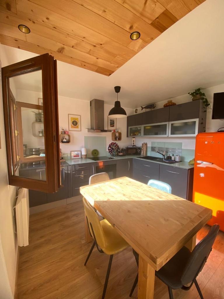 Appartement Au Calme Avec Vue Sur Les Montagnes. Sévrier Exterior foto